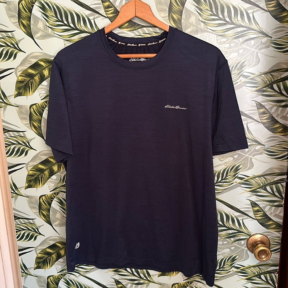 LL97 navy blue shirt w gray lettering Eddie Bauer Large L